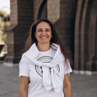 Логотип @izhaosavyasnost - Мила Кобцева | Из хаоса - в ясность