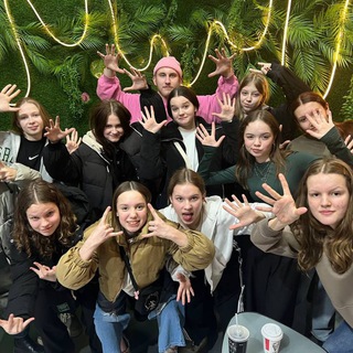 Логотип @iztolpu - ИЗ ТОЛПЫ 2.0