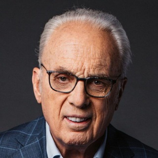 Логотип @j_macarthur - Джон МакАртур