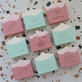 Логотип @jabonesencasa - Jabones en Casa😍