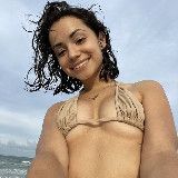 Логотип @jameliz_benitez_smith_daisybloom - Jameliz Benitez Smith 🍒 Daisybloom