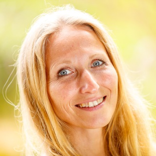 Логотип @janaiger - Jana Iger Russische Selbstheilung