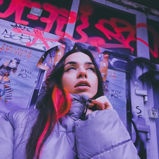 Логотип @janecontent - Jane’s content ✙