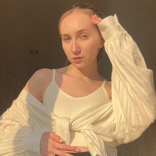 Логотип @janezett - Janezet_