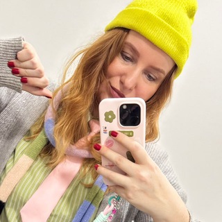 Логотип @jangsty - Читаю и не осуждаю 📚