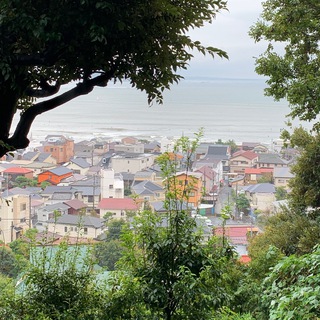 Логотип @japansholiday - Японские каникулы