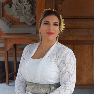 Логотип @jelenakel - Jelena Keller