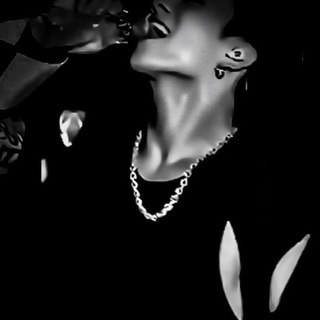 Логотип @jeonowyk - ебатория.