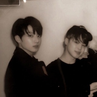 Логотип @jigolden - jigolden ☾