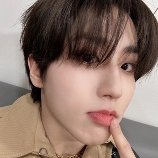 Логотип @jisongggsemen - Джисон Семёнович