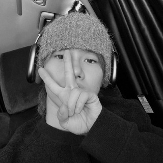 Логотип @jkshjoe - j.
