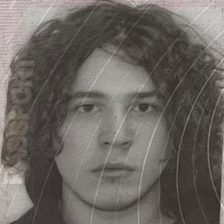 Логотип @jojotyt - Тут я