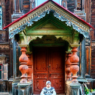 Логотип @jokersplean - Чарли Йогансон, известный путешественник