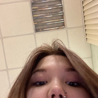 Логотип @jonijoniyespapapa - она была женой аккермана Chat