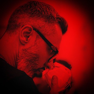 Логотип @jonnybrowneyes - Jonny Brown Eyes