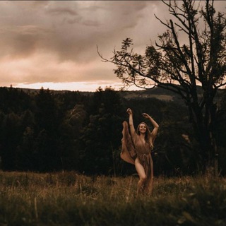 Логотип @julia_taro_vavilova - Julia TARO Vavilova