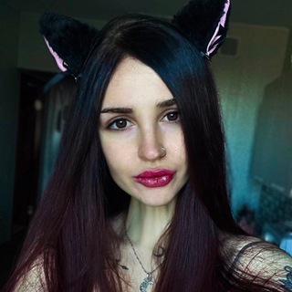 Логотип @juliabergrpp - ☾︎ 𝚢𝚘𝚞𝚛 𝚌𝚘𝚜𝚖𝚘𝚜 𝚓𝚞𝚕𝚎𝚜 ☽