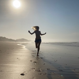 Логотип @juliahinkel - Дневник путешествий