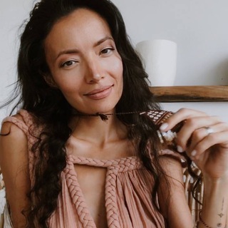 Логотип @juliana_yablonskaya - Юлиана Яблонская