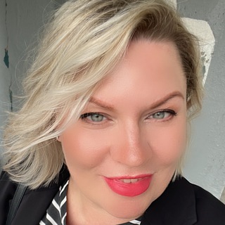 Логотип @julianna_neirotutor - ПРОДВИЖЕНИЕ ТУРАГЕНТА