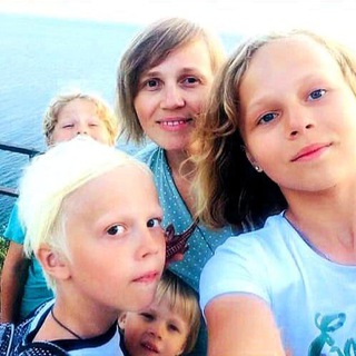 Логотип @juliapediatr - 🌼 Радости и ⛈трудности мамы-педиатра