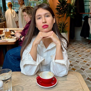 Логотип @juliapolza - juliapolza