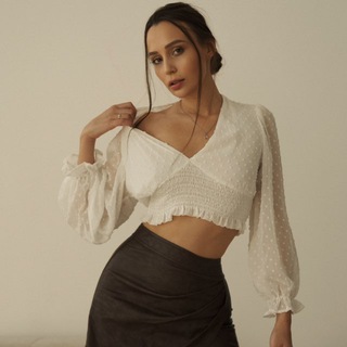 Логотип @juliashum_beauty - Булочная БЬЮТИШУМ