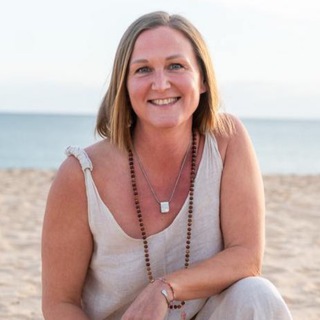 Логотип @juliechristinboenig_detox - Julie Christin Boenig E.SMOG Detox