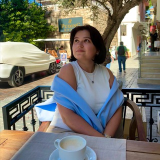 Логотип @juliia_talks - Юля говорит | заметки репетитора