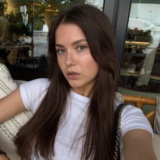 Логотип @julikabakova - juli kabakova