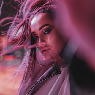 Логотип @julimolinetee - JULI MOLINETE