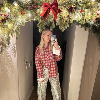 Логотип @juliyafet - YULIYA.FET