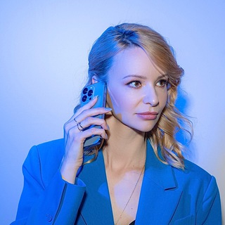 Логотип @juliyalomovasmm - Ломова ИИ в реальном времени