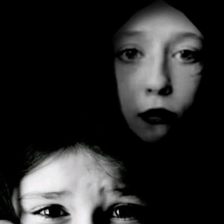 Логотип @julylost - юля.потерянная