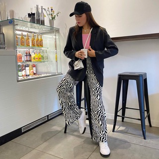 Логотип @juniatyrshualiexpress - Шопоголик AliExpress