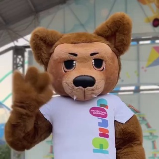 Логотип @juniorforum - ЮниОр под другим углом