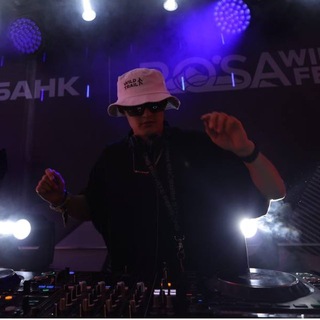 Логотип @justeemusic - JUSTEE