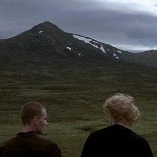 Логотип @justwannabealonee - ???