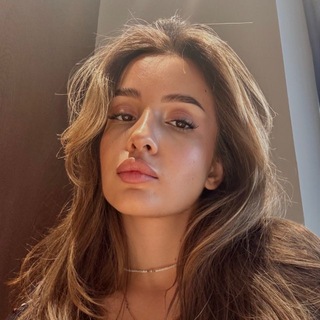 Логотип @justyoumeandthemoon - from A