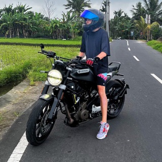 Логотип @k7vsky - KTVSKY ✨