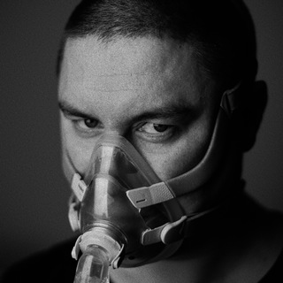 Логотип @kadavrcontent - “Беседы о разном”