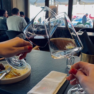 Логотип @kaiflifespb - 🌜 ОООМММ 🌛