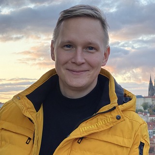 Логотип @kamikadzedeadnews - Камикадзе Дима