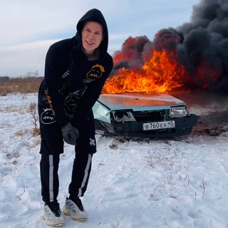 Логотип @karambakoment - 😈KARAMBA🤪комментаторы💖