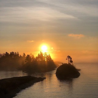 Логотип @karelia_info_guide - Карелия ⟟ ИнфоГид ❤︎