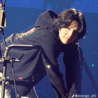 Логотип @kareyayes - ~𝕀𝕋𝕊: • 𝕊𝕋𝔸𝕐_𝕋𝕌𝔾𝔼𝕋ℍ𝔼ℝ • 🍓