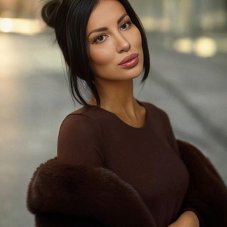 Логотип @karinasavinova - Karina Savi ИИ и новые возможности