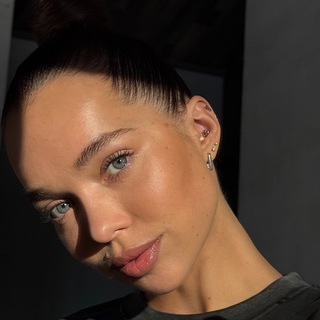 Логотип @karishaguzya100 - KARISHAGUZYA