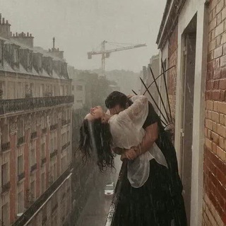 Логотип @karlottee - вечность