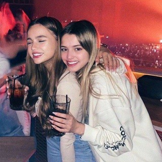 Логотип @karnavalxls - Ориги с юлей::валей🤍